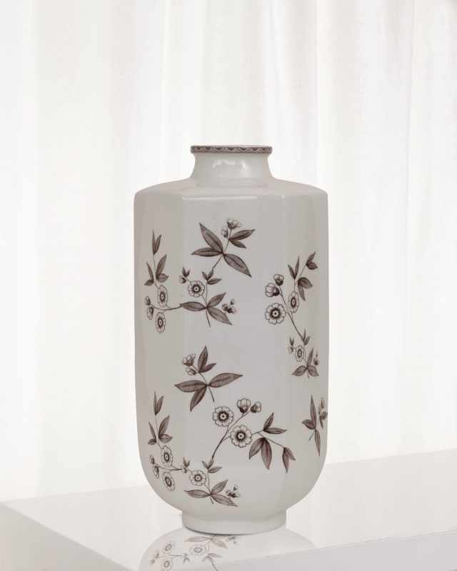 Temba Large Vase, Brown